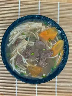 Hình ảnh Canh bò nấm-hàn quốc