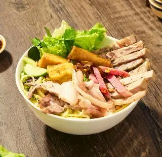 Bún mắm nêm đặc biệt - 89.000 ₫ tại Tiệm Là Nhà - Bún Mắm Nêm & Ăn Vặt - Lê Văn Sỹ