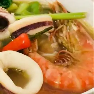 bún thái tôm mực  - 63.000 ₫ tại Quán An Hà - Mì Xào & Bún Thái - Đường Số 13
