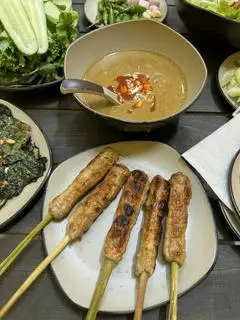 Hình ảnh Nem lụi lẻ