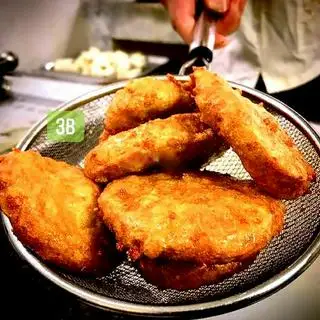 Chả cốm thêm - 25.000 ₫ tại Hà Nội Phố - Bún Đậu Mắm Tôm - Đông Hưng Thuận 11