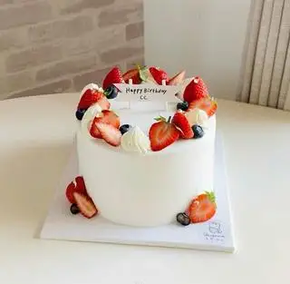 Hình ảnh Bánh kem hoa quả size 14
