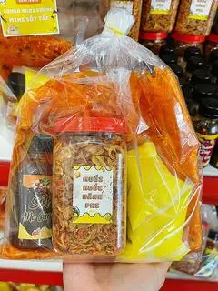 Hình ảnh Combo Dẻo Tôm - 250g Bánh Kèm Chai Sốt