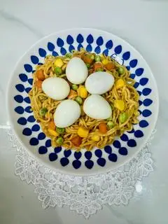 Hình ảnh Mỳ Trộn trứng cút