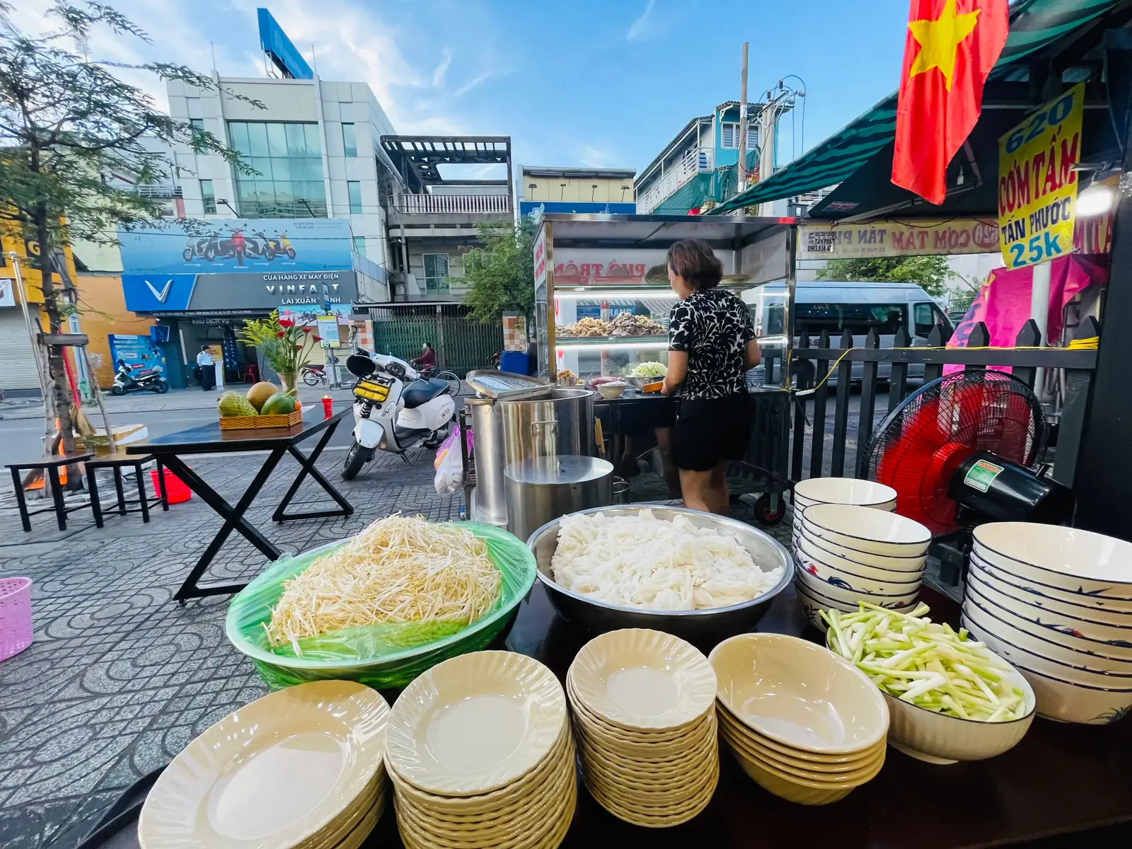 Phở Trộn Đặc Biệt - 75.000 ₫ tại Phở Bò & Phở Trộn - 616 Phạm Thế Hiển
