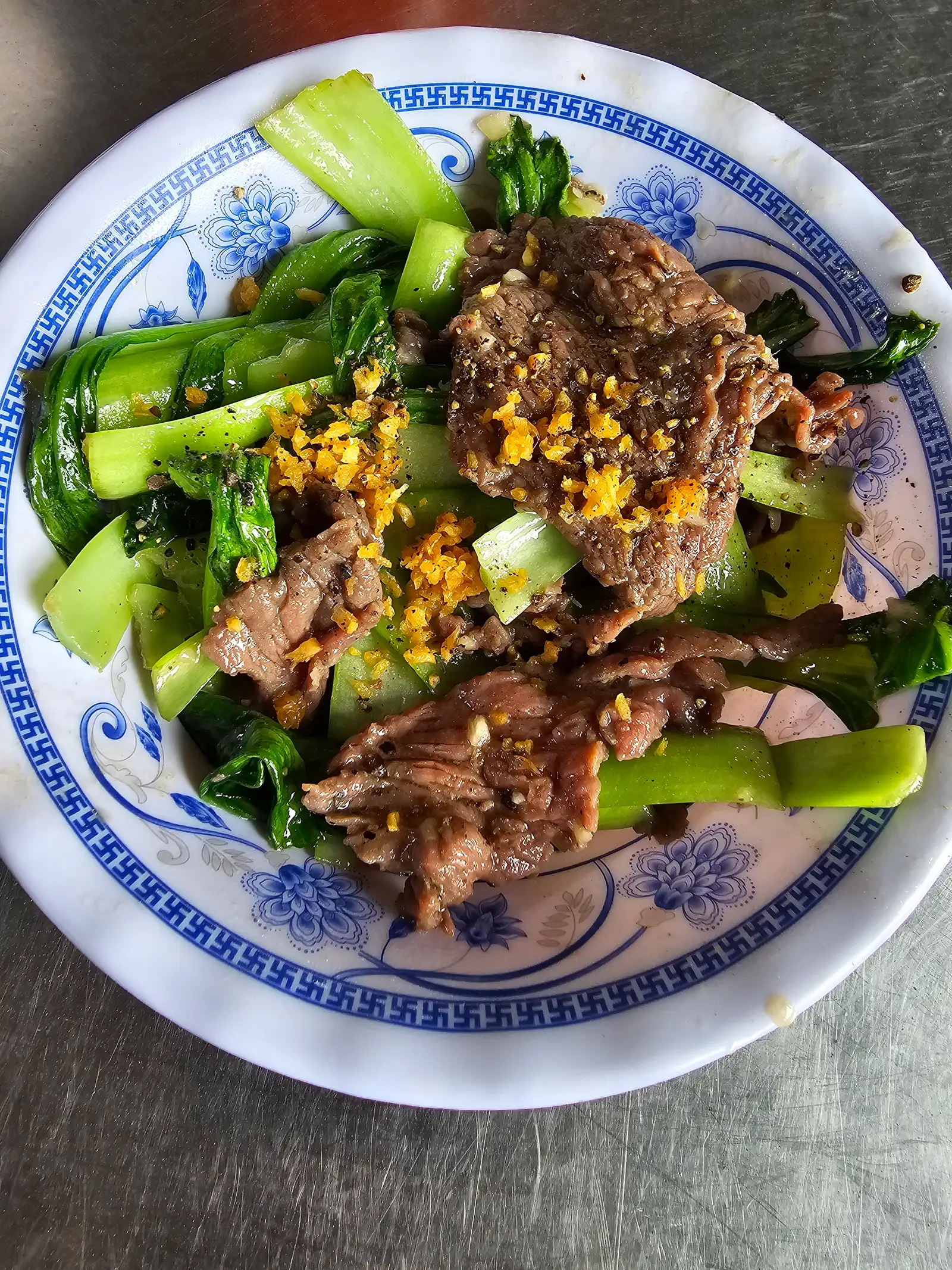 cơm bò xào cải thìa - 55.000 ₫ tại Cơm Gà Xối Mỡ Miền Tây - Vườn Lài Nối Dài