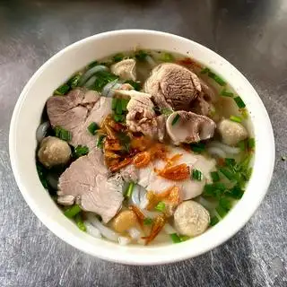 Bánh Canh Thịt - Bò viên - 37.000 ₫ tại Hủ Tiếu Mì Cô Liên - Hồng Hà
