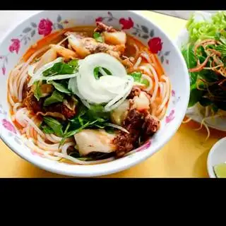 Tô giò heo (móng or gân or nạc) - 65.000 ₫ tại Bún Bò Huế Mạ Thanh - Phan Chu Trinh