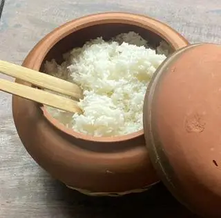 Cơm trắng - 22.000 ₫ tại Ann Quán - Ngô Đức Kế