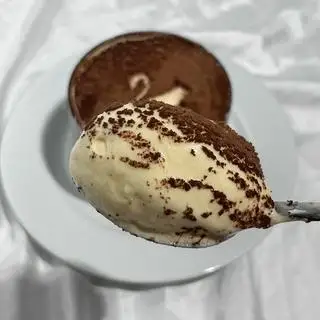 Hình ảnh (COMBO ĂN RẺ) 1 Tiramisu + 1 nước