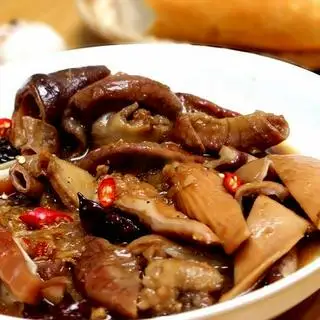 Hình ảnh Thịt heo kho kiểu phá lấu