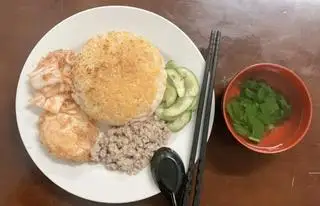 Hình ảnh Cơm niêu thịt băm - trứng chiên