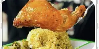 Hình ảnh CƠM GÀ GÓC TƯ LỚN