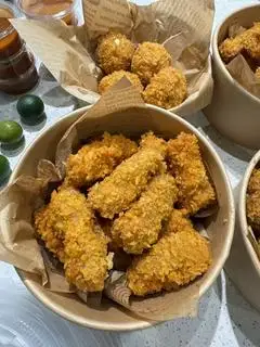 Hình ảnh Nem Xù Trần Công Châu