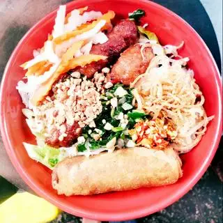 Bún Thập Cẩm + 1 Cây Nem - 50.000 ₫ tại Bún Thịt Nướng & Nem Nướng Chả Giò Khánh Vy - Phạm Đình Hổ