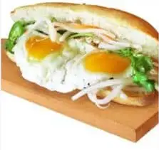 Bánh mì ốp la 2 trứng - 22.000 ₫ tại Bánh Mì Hà Nội - Nguyễn Trãi