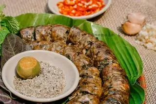 Dồi sụn thêm - 15.000 ₫ tại Chuẩn vị Bắc quận 7 – Cháo lòng & Lòng ngon - Bùi Văn Ba