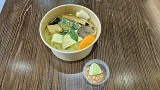 Hình ảnh Cà Ri (Thứ 4)