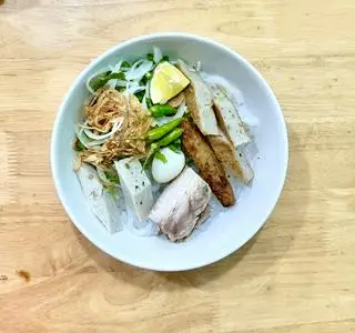 Bánh canh cá - chả cá nha trang - 60.000 ₫ tại Bánh Canh & Bún Cá Nha Trang Cô Nga - Gò Ô Môi