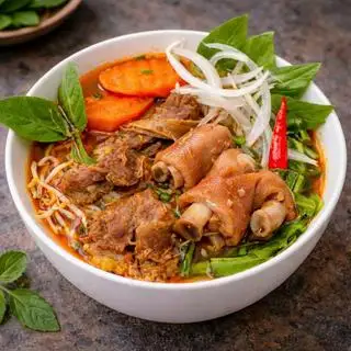 Bò Kho Đặc Biệt Giò Heo (nhiều bò+1 giò heo) - 95.000 ₫ tại Bánh Mì Tô - Bò Kho & Xíu Mại - Đường D5