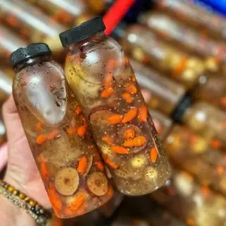 Chè dưỡng nhan (Chai 330ml)  - 30.000 ₫ tại Ăn Vặt Rio - Lê Thị Riêng