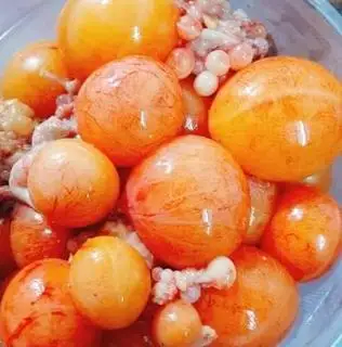 Hình ảnh Trứng gà non thả lẩu - 1 lạng