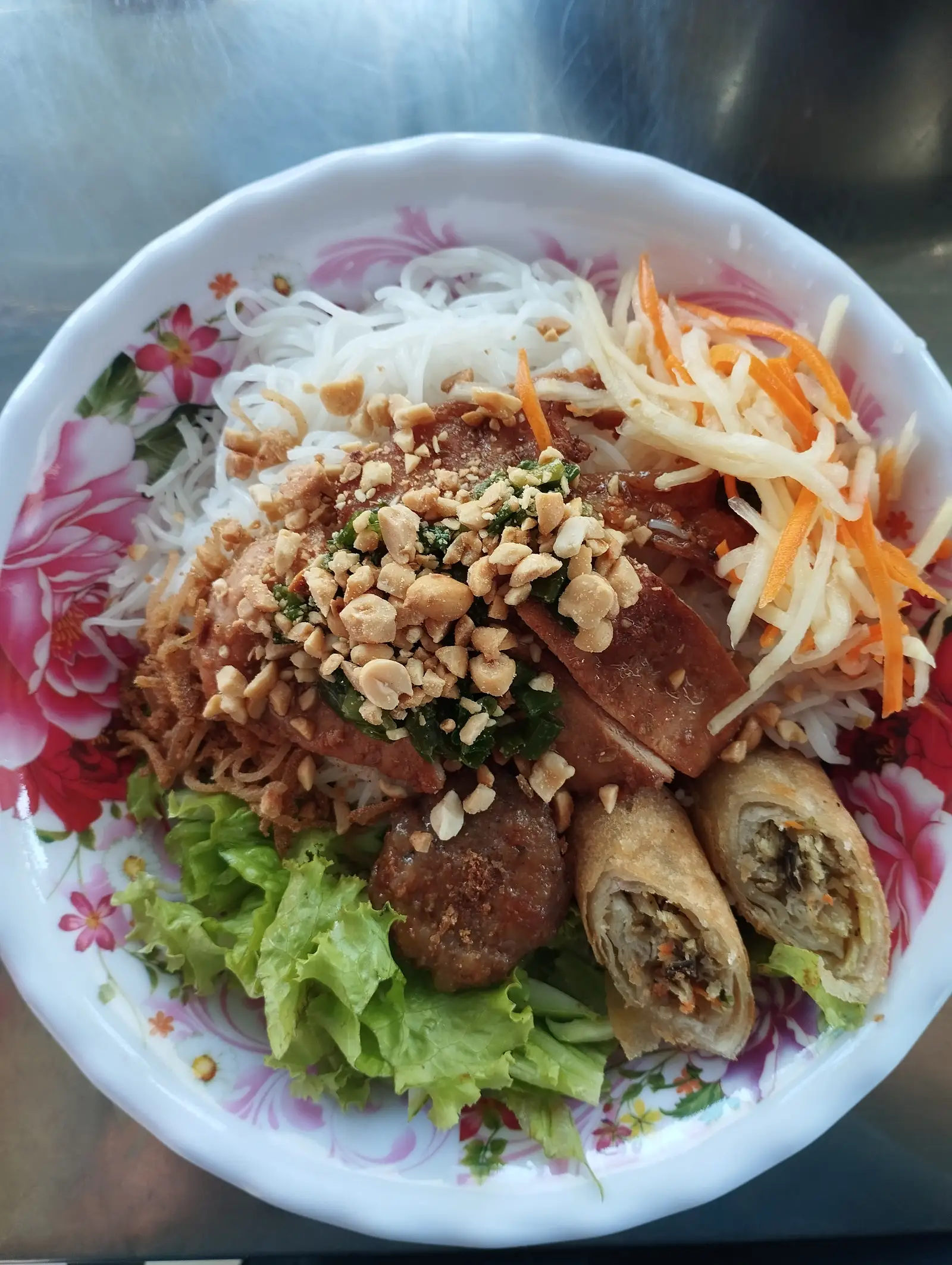 Bún Thịt Nướng Không Chả Giò - 42.000 ₫ tại Cơm Tấm & Bún Thịt Nướng Kim Ngân - Phạm Hùng