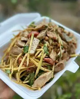 Hình ảnh Chả trộn thập cẩm khổng lồ