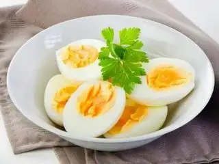 Hình ảnh trứng Luộc 3 trái 