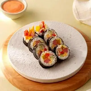 Cơm cuộn kimbap truyền thống siêu nhân - 39.000 ₫ tại Tung Tung Chicken Gang - Trà Sữa & Món Ăn Hàn Quốc - Trường Sa