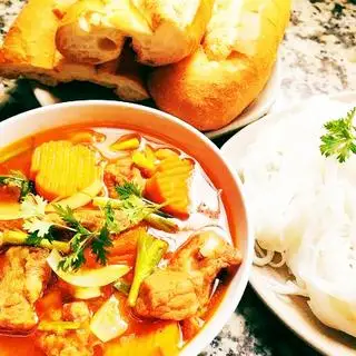 Lagu sườn - Bánh mì  - 87.000 ₫ tại Tiệm Nhà Song Linh - Lagu Bò & Bún Thịt Xào - Trần Quang Diệu