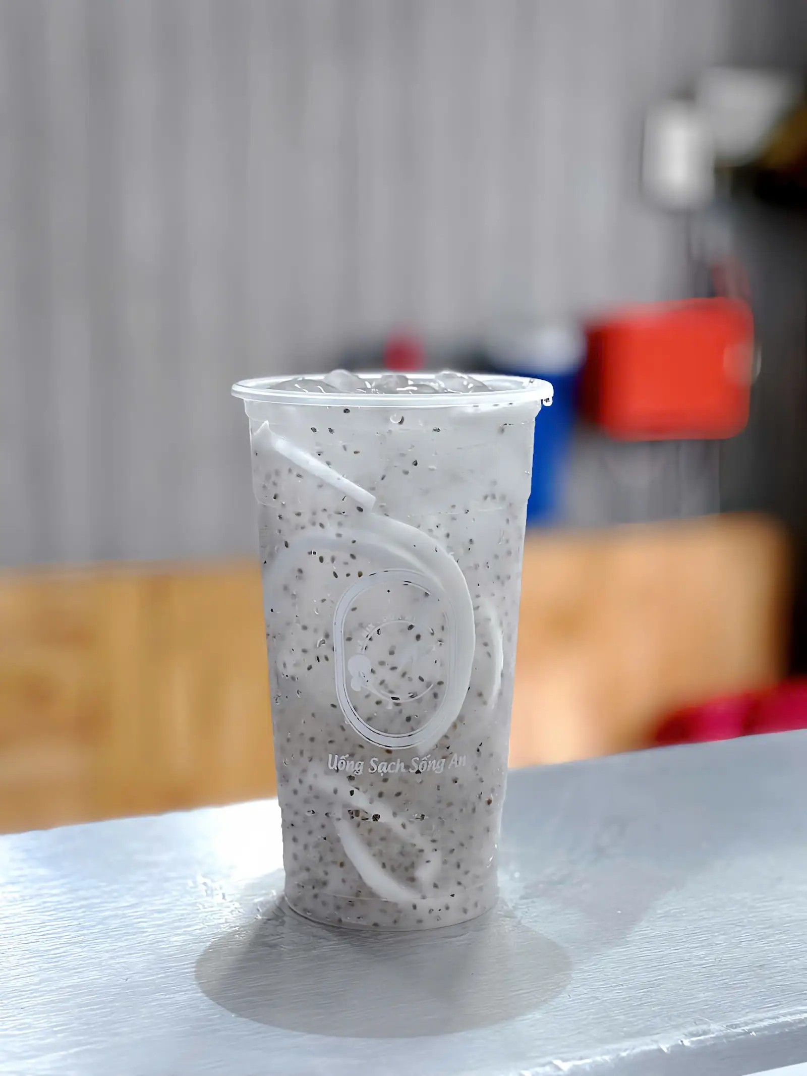 Nước Dừa Tươi Hạt Chia - Size L : 700ml  - 40.000 ₫ tại Má Mix & Dừa Mix An - Nguyễn Văn Dung