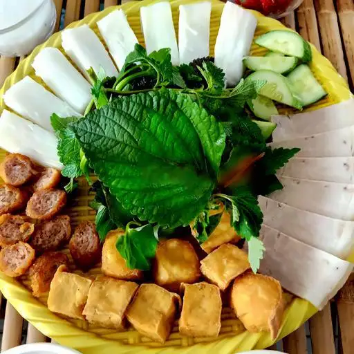 Bún đậu thịt luộc - nem rán giòn - 60.000 ₫ tại Hải Mập - Bún Đậu Mắm Tôm - Phạm Hữu Lầu