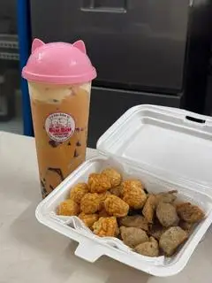 Hình ảnh Trà sữa đặc biệt kem cheese - full topping - cá - bò viên chiên