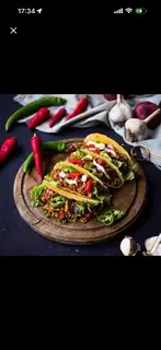 Tacos Bò Gà - 44.000 ₫ tại Bánh Tacos & Cà Phê Ông Bầu - Lãnh Binh Thăng
