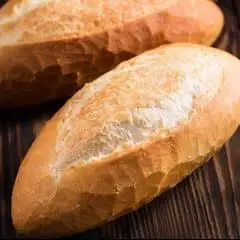 Bánh mì không - 5.000 ₫ tại Bánh Mì Hà Nội - Nguyễn Trãi