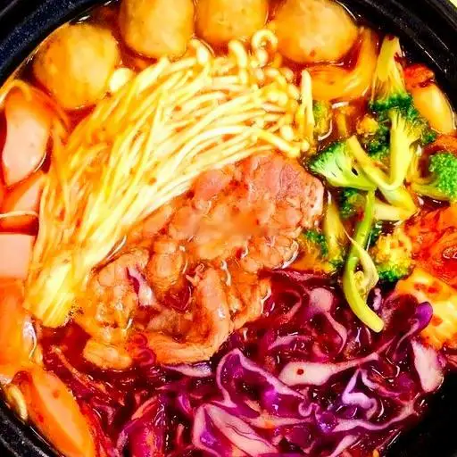 Mỳ cay bò kim chi - 60.000 ₫ tại Mì Cay & Ăn Vặt Bé Bon - Chung Cư Nhiêu Lộc