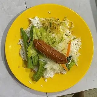 Cơm xúc xích chay - 25.000 ₫ tại Cơm Chay Thiên Nhiên - Nguyễn Văn Luông