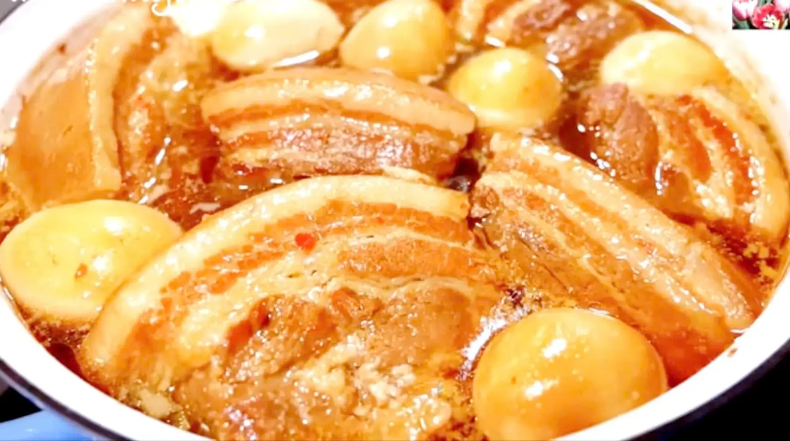 Hình ảnh thịt kho Tàu Hộp 400g + 6 trứng