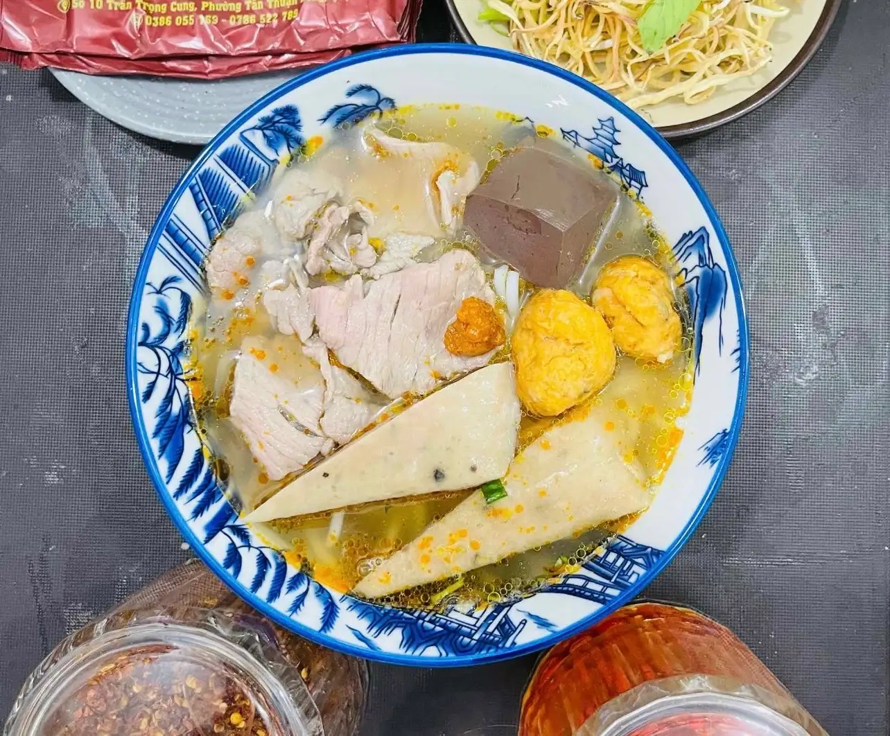 Nạm - Chả - 65.000 ₫ tại Bún Bò TIẾN - Đậm Đà Hương Vị Huế - Trần Trọng Cung
