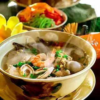 Hình ảnh Hủ tiếu cá - chả