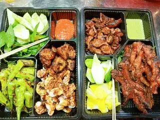 2 Chim cút - 2 Cặp chân - 1 Đậu bắp - 110.000 ₫ tại Chân Gà Nướng & Bạch Tuộc Nướng - Đoàn Văn Bơ
