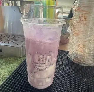 Khoai môn latte - 24.000 ₫ tại Oanh - Coffee, Trà & Bánh Mì - Hoà Hảo