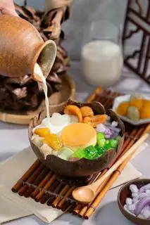 Hình ảnh Chè dừa nước Phong Dừa đặc biệt