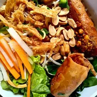 Bún Chả Giò - 33.000 ₫ tại Quán Chay Pháp Hoa - Bông Sao