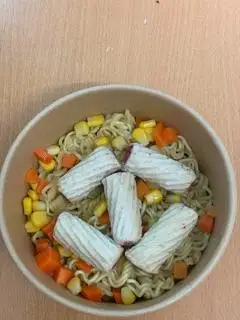 Hình ảnh Mì trộn mực xoắn