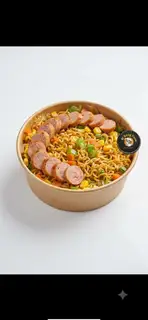 Hình ảnh Mì Trộn Xúc Xích