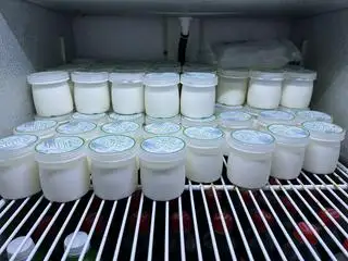 Yaourt truyền thống - 15.000 ₫ tại Bánh Canh Cua & Súp Cua Mẹ Bơ - Bà Hạt