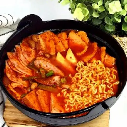 Hình ảnh No.136 Lẩu xúc xích bacon 2 người