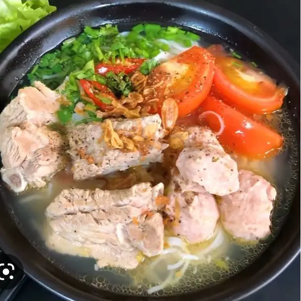 Bánh Canh Sườn - 39.000 ₫ tại Cơm Trộn & Mì Trộn 251 - Bàu Cát